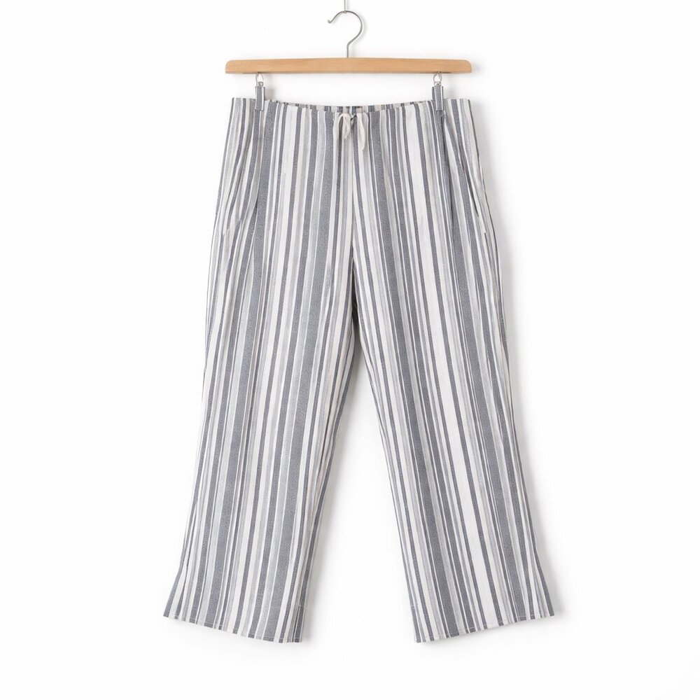 TRIBAL | White & Grey Striped Cotton Capri Pants – Women’s Size 10